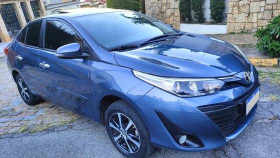 TOYOTA YARIS 1.5 16V FLEX SEDAN XLS MULTIDRIVE